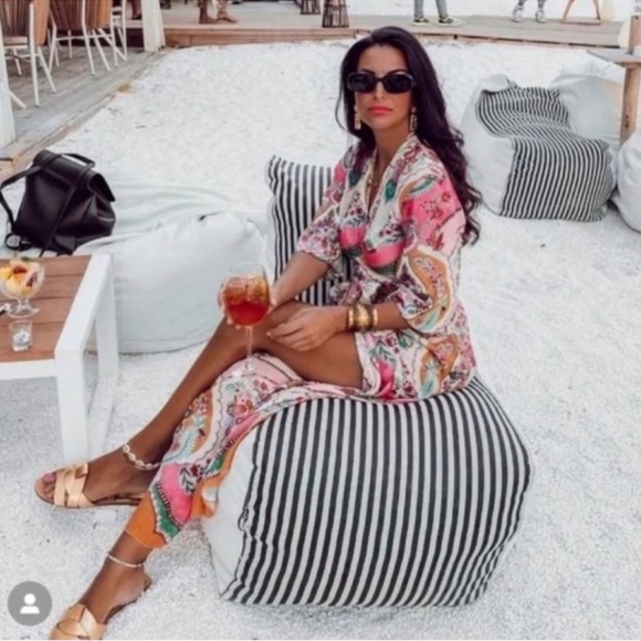 ZARA PRINTED WRAP KIMONO STYLE DRESS WITH POCKETS - Picture 4 of 16